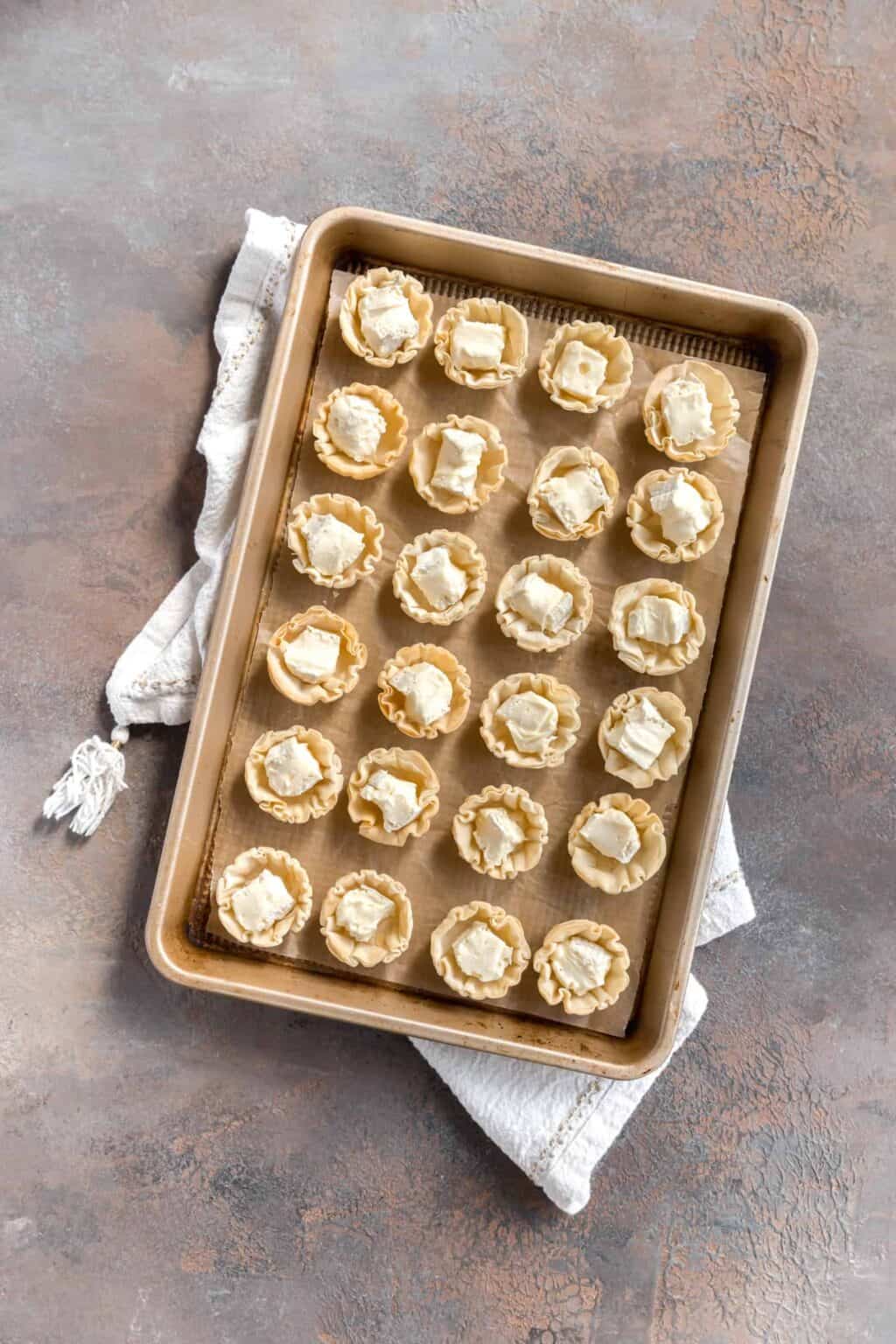 Baked Brie Phyllo Cups with Crispy Prosciutto (holiday appetizer