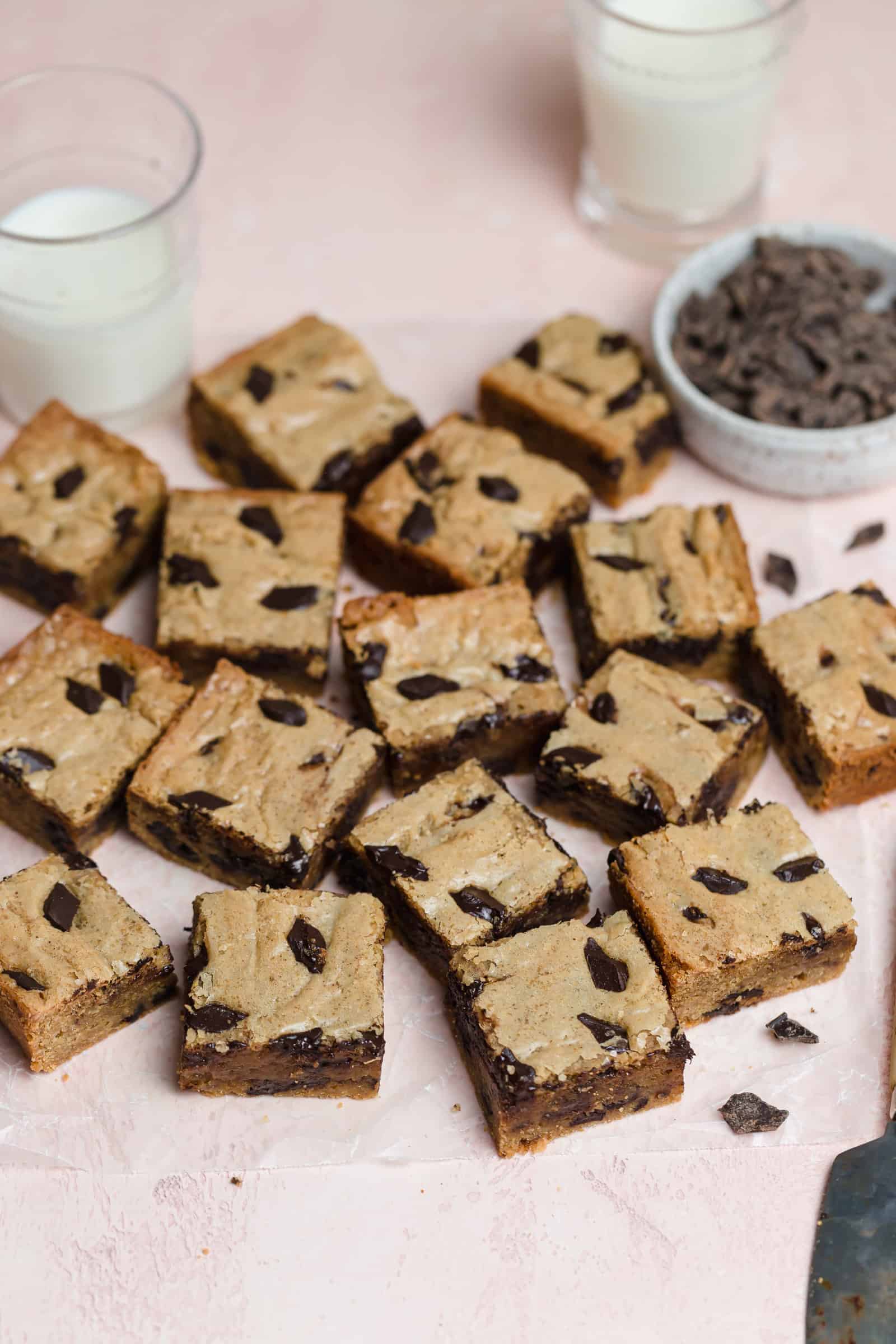 Dark Chocolate Chunk Browned Butter Blondies