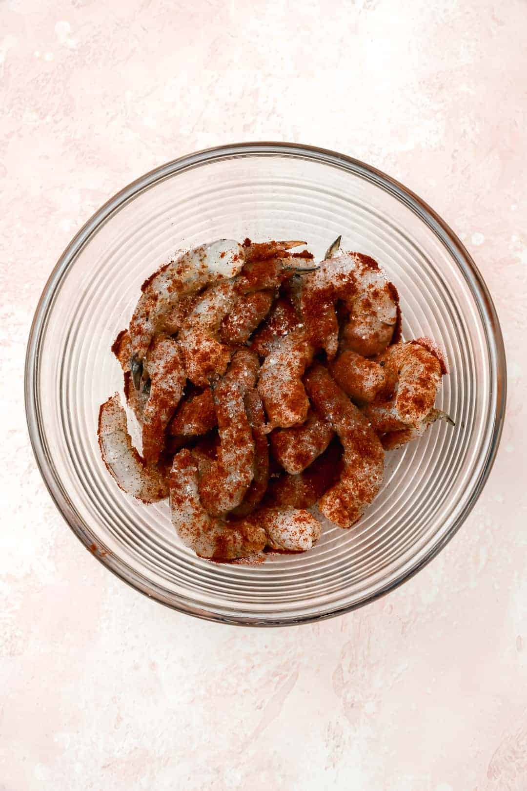 Shrimp and paprika in a bowl