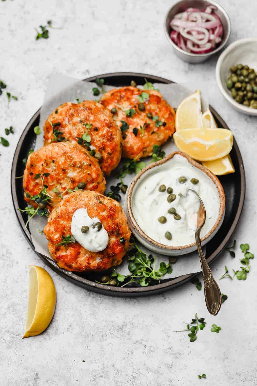 Pan-Seared Salmon Cakes with Creamy Yogurt Sauce