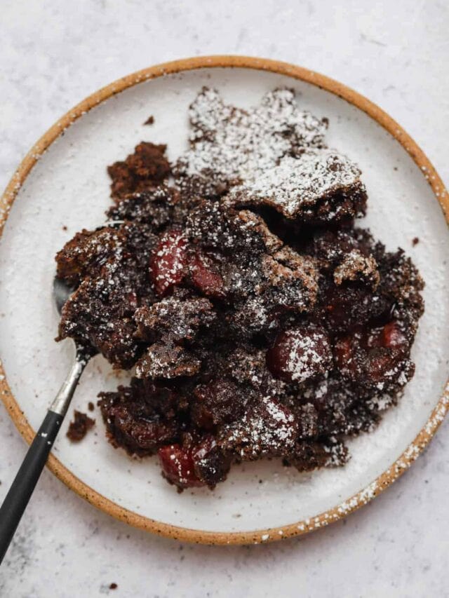 Easy Chocolate Cherry Dump Cake Well Seasoned Studio