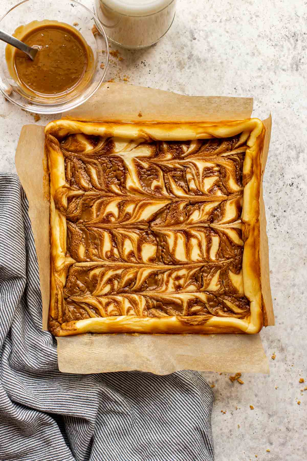 Rich, Creamy Cookie Butter Cheesecake Bars