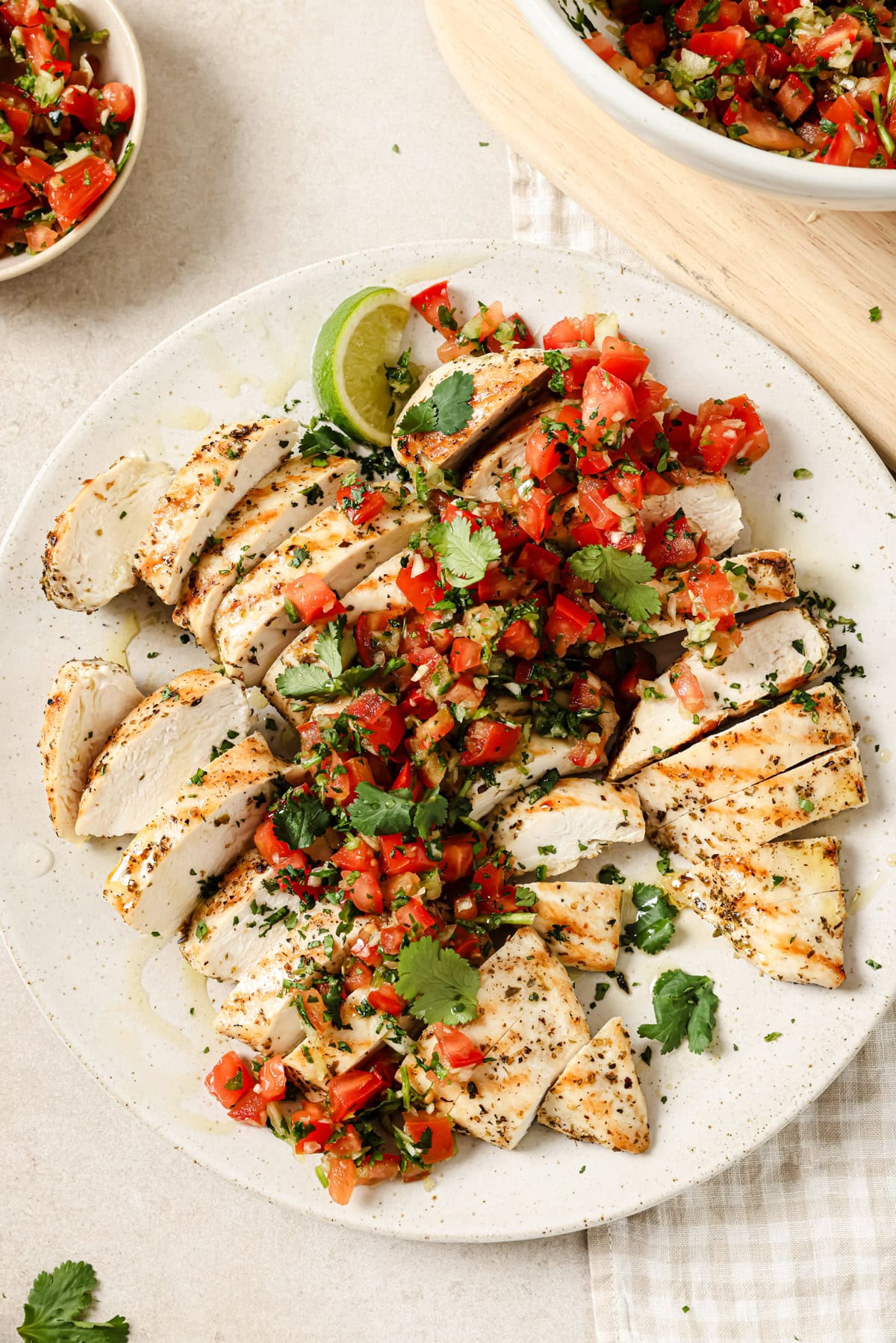 Juicy Grilled Chicken Breasts with Pico de Gallo